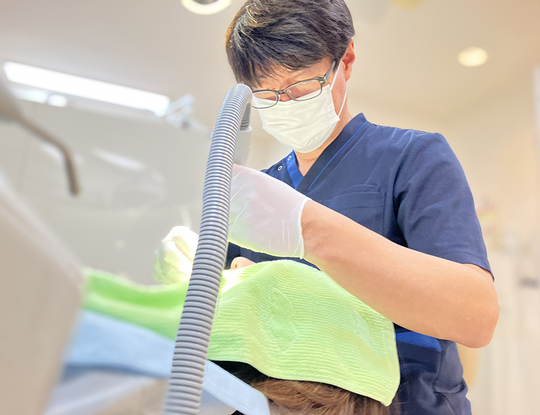 本所吾妻橋（浅草）徒歩3分の歯医者、鈴木歯科クリニックのドクター紹介