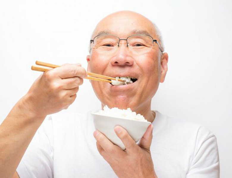 本所吾妻橋（浅草）徒歩3分の歯医者、鈴木歯科クリニックのインプラント治療